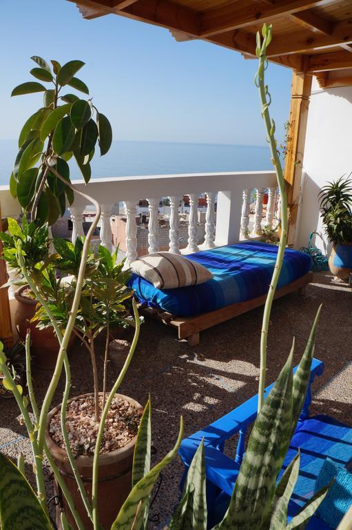 تغازوت Sundesk Coworking And B&B المظهر الخارجي الصورة
