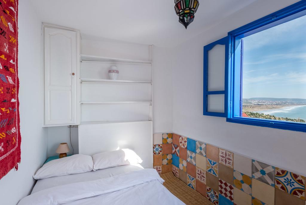 تغازوت Sundesk Coworking And B&B المظهر الخارجي الصورة